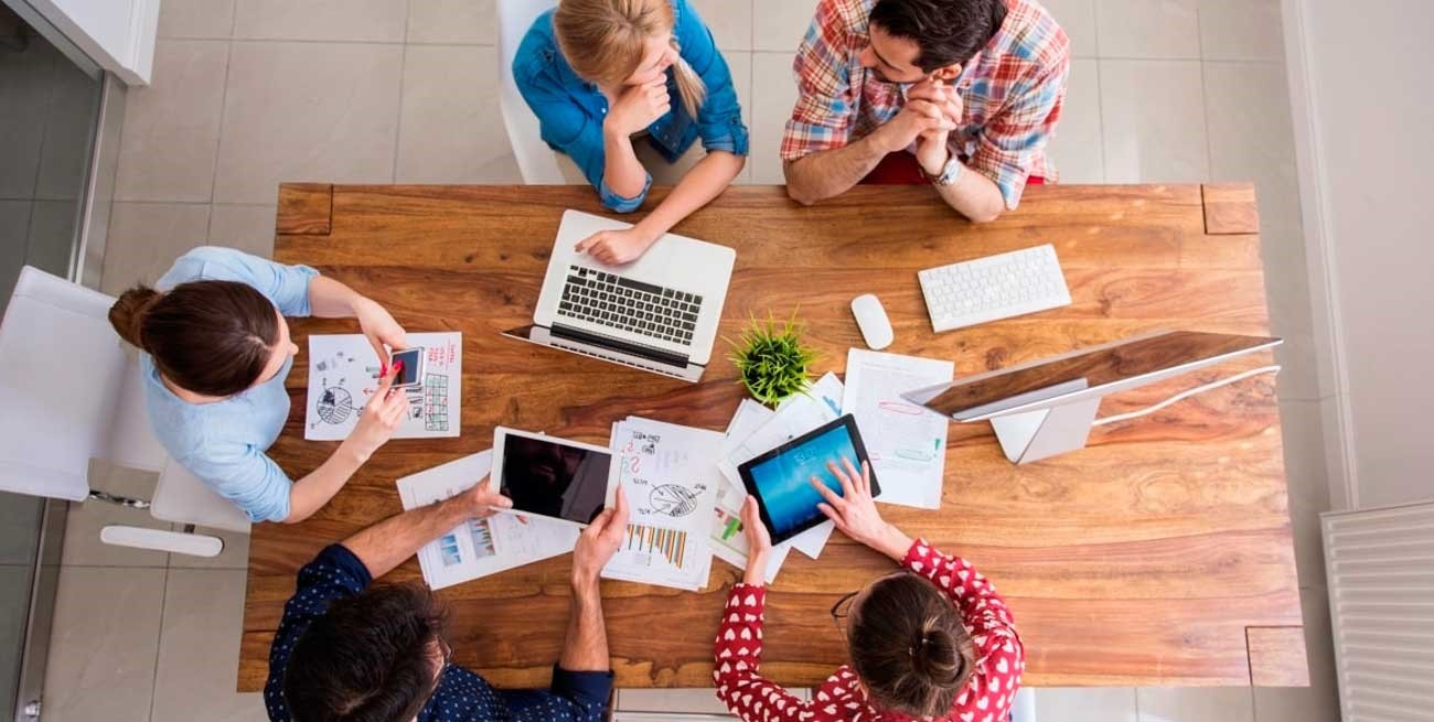 Según un estudio, la inteligencia artificial aumenta la creatividad en algunos individuos, pero la hace menos diversa