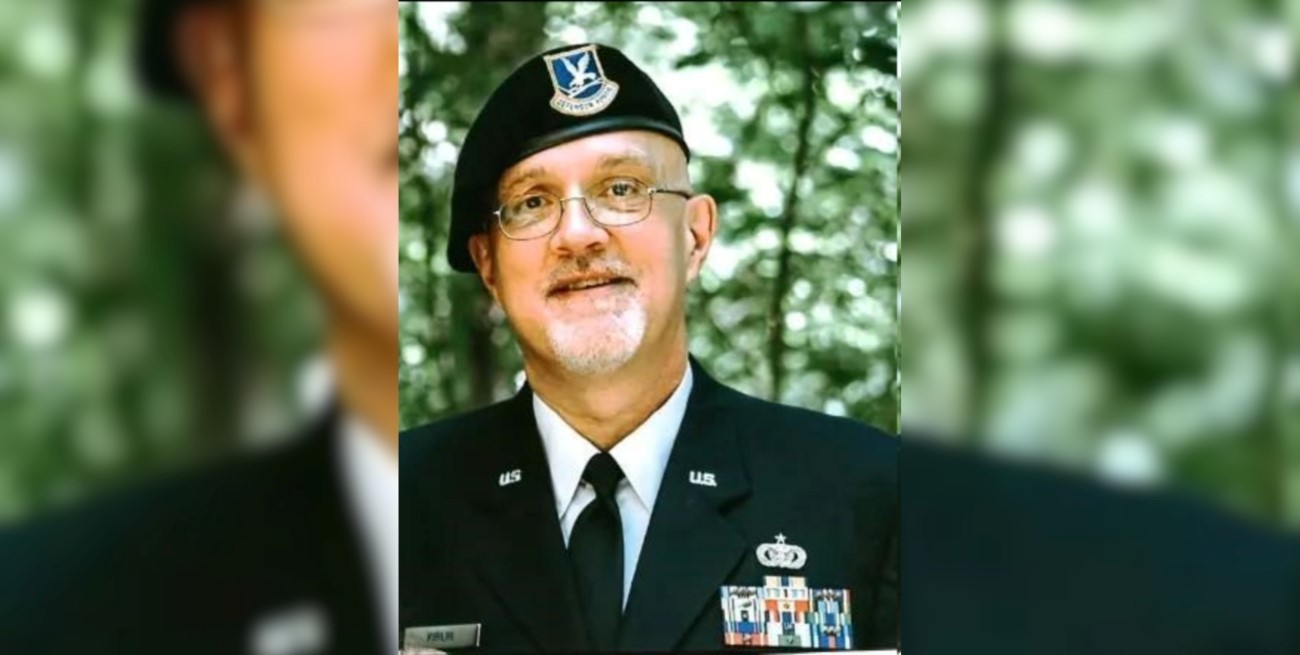 ¿El encargado de llevar los F-16 a Ucrania murió por "colesterol alto"?