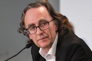 Osvaldo Giordano no fue el primero ni el último de los funcionarios nacionales removidos intempestivamente de su cargo por la Casa Rosada. Al cierre de esta edición eran nada menos que 50. El cordobés duró poco en su cargo y fue eyectado por razones políticas. No recibió ningún reproche por su gestión. En poco tiempo destapó la existencia de seguros de dudosa contratación en el gobierno de Alberto Fernández.