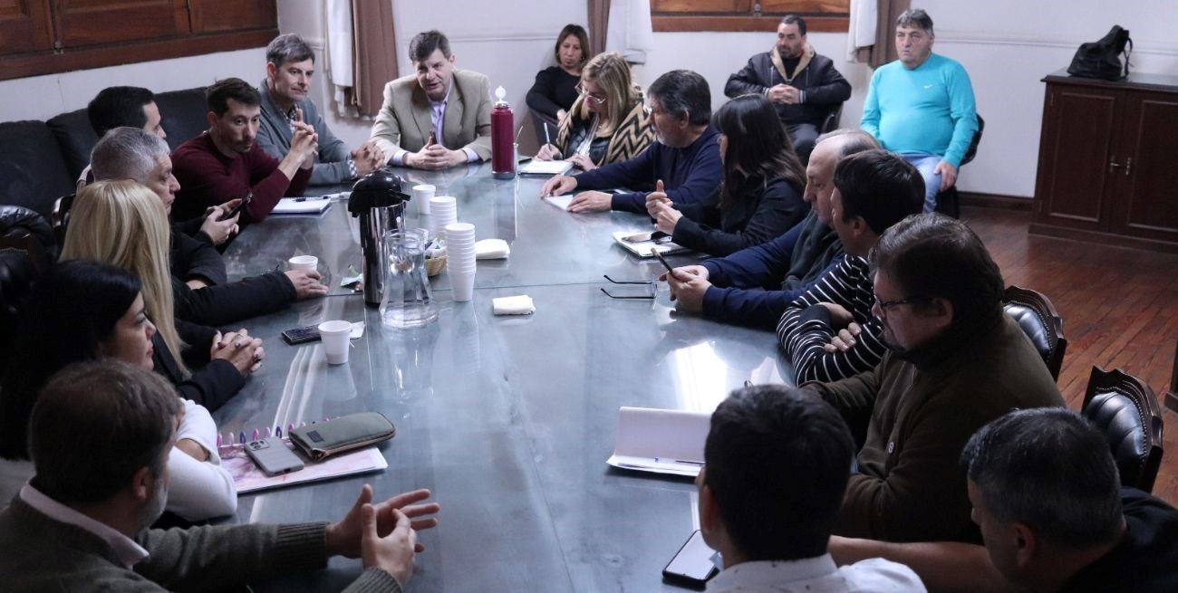 Se reunió la paritaria municipal y la negociación pasó a cuarto intermedio 