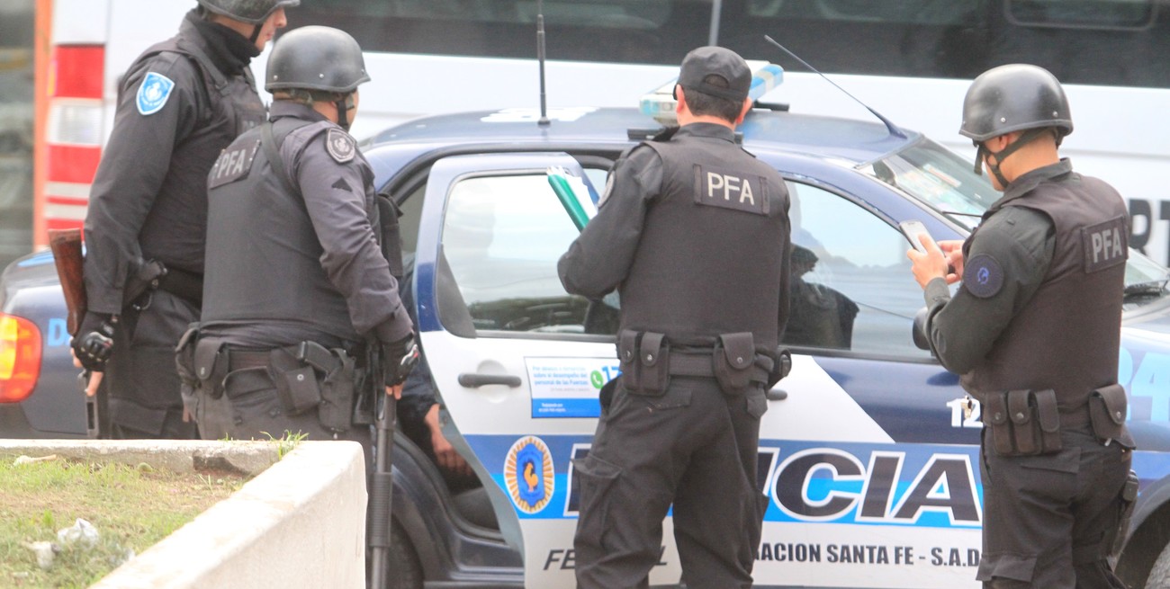 Se reglamentó el uso de armas no letales para las fuerzas federales