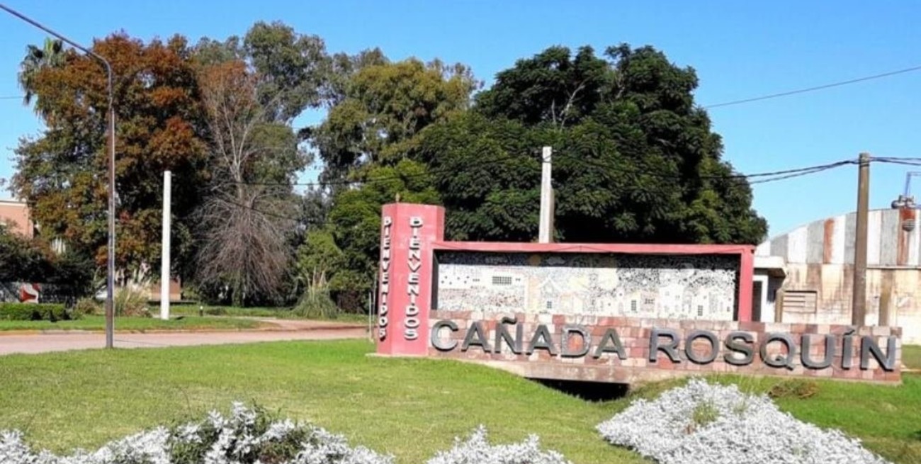 Un joven murió al chocar su moto contra un camión en Cañada Rosquín