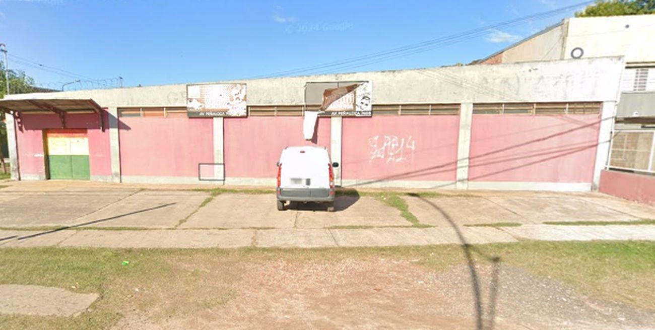 Ataque a balazos contra el frente de un salón de eventos