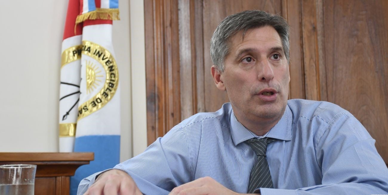 La recaudación de la provincia de Santa Fe sigue "baja y en una meseta"