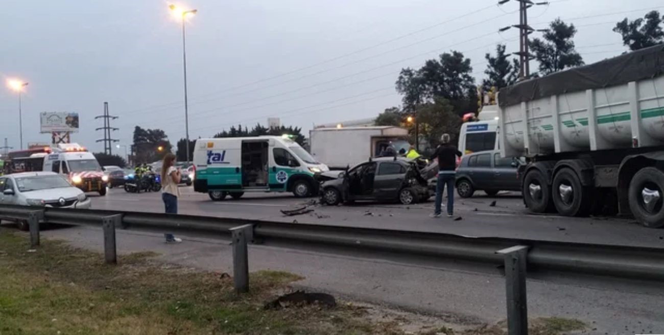 Video: accidente múltiple en la Panamericana: hay una persona herida