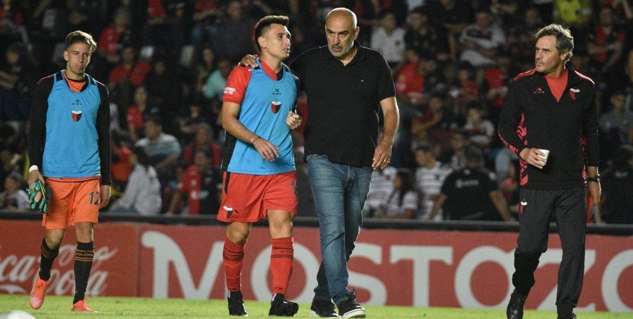 Los santiagueños, en descenso, se llevan a "Kily" Vega de Colón