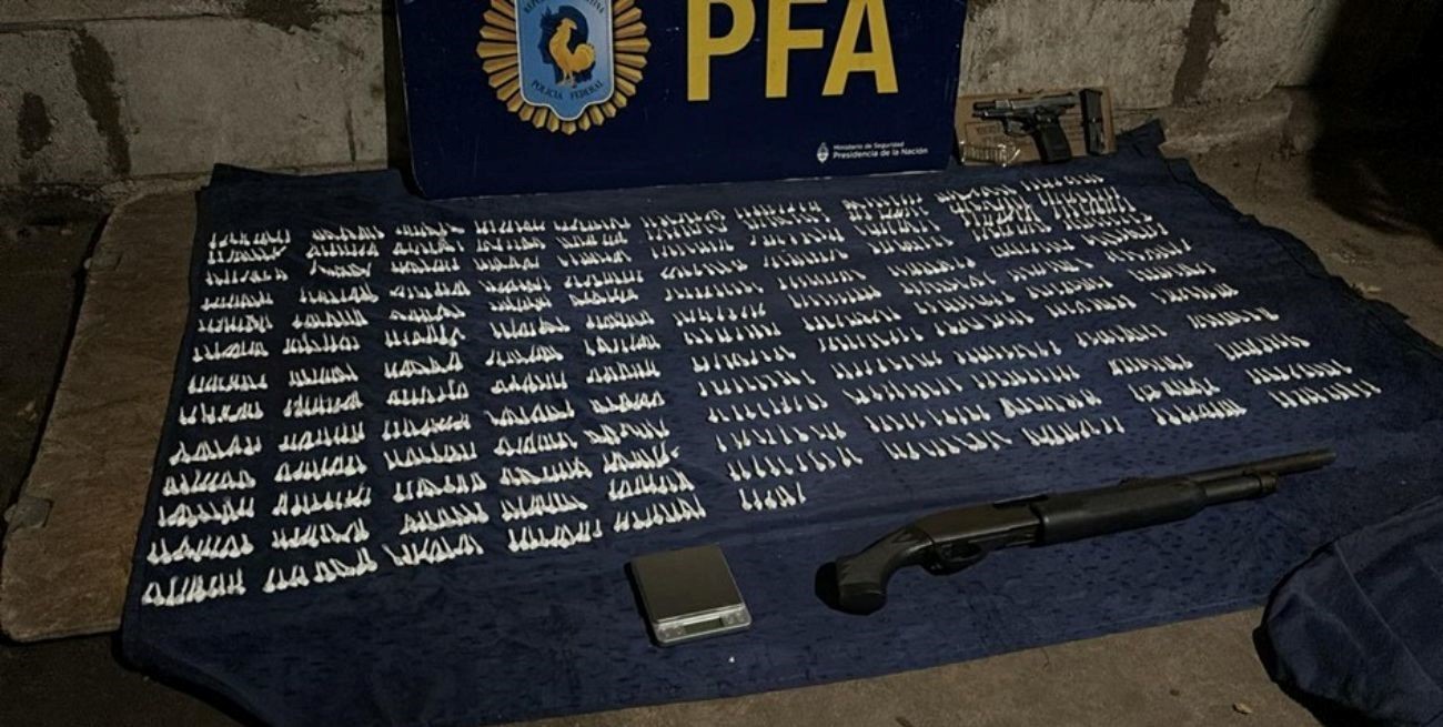 Operativo "Lejano Oeste": secuestraron tres kilos de cocaína en dos búnkers de droga