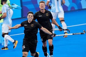 El festejo de Gonzalo Peillat tras el gol que les hizo a Los Leones con la camiseta de Alemania.