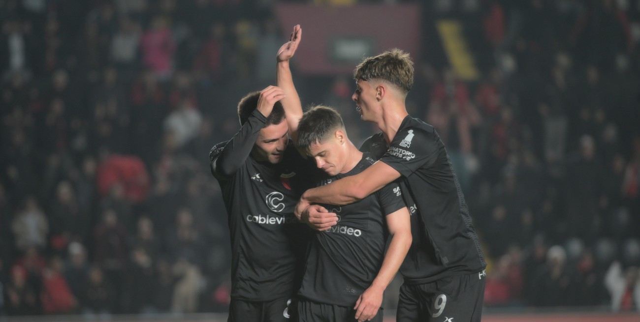 Colón pagó hoy los sueldos: jugadores, DT y empleados