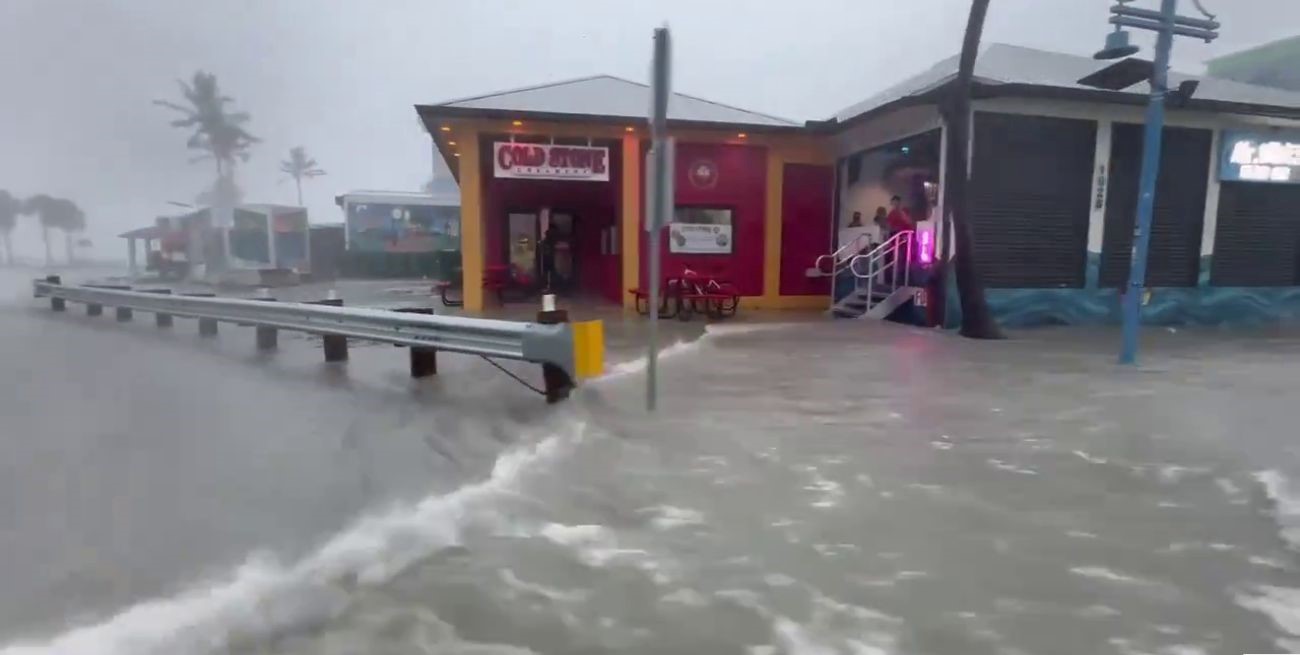 Video: Florida en alerta por la llegada de la tormenta Debby convertida en huracán 
