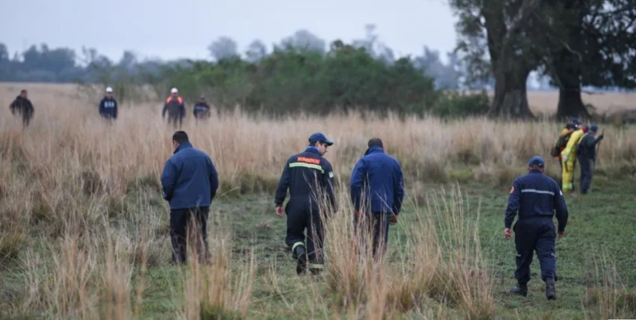 Nueva evidencia en el caso Loan:encontraorn una remera con sangre cerca del naranjal