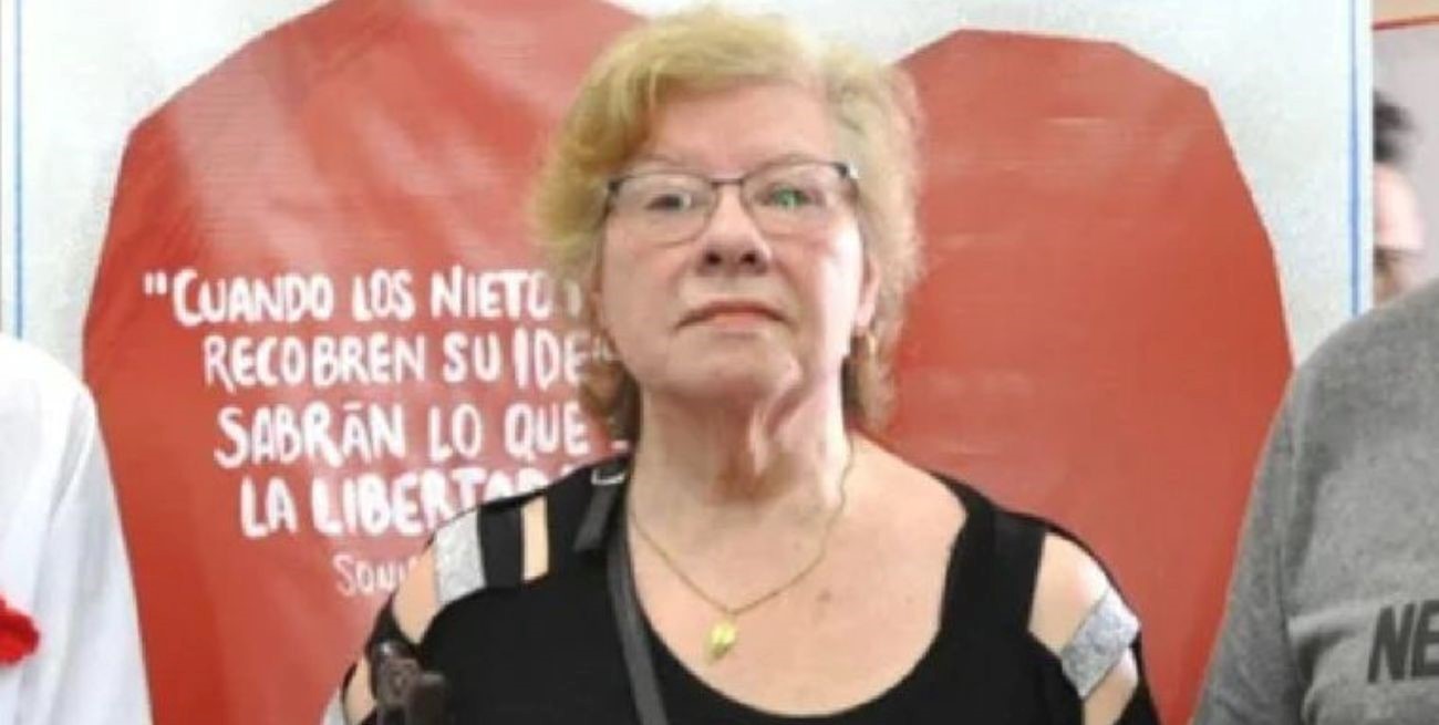 Manifestación ante el "crimen político" de Susana Montoya