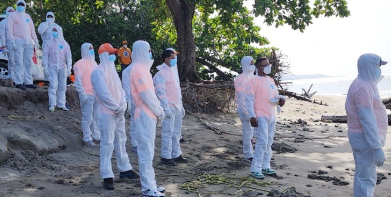 Hallaron 14 esqueletos en un barco en República Dominicana