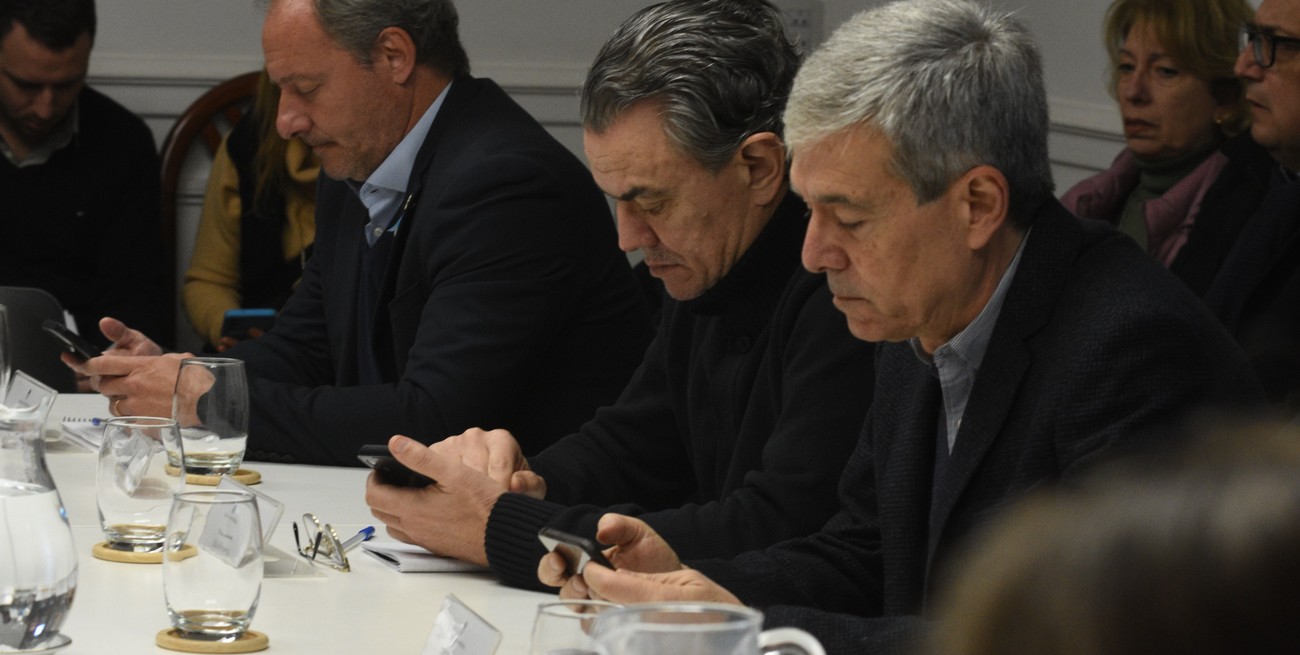 Walter Agosto marcó que el déficit 2023 fue el menor en cinco años