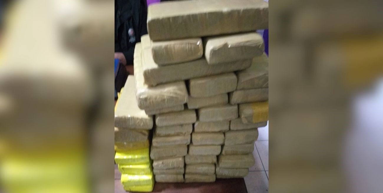 Condenaron a una mujer y dos hombres que tenían gran cantidad de cocaína y marihuana