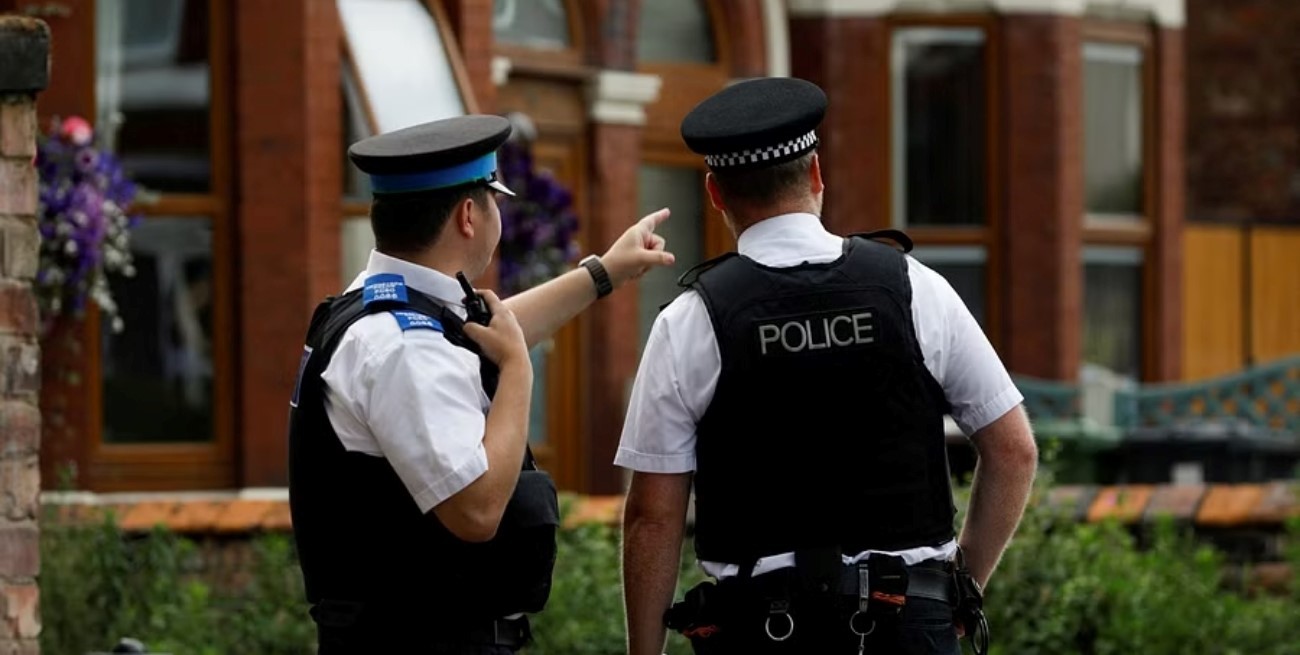 Apuñalaron a una nena de 11 años y una mujer de 34 en Londres