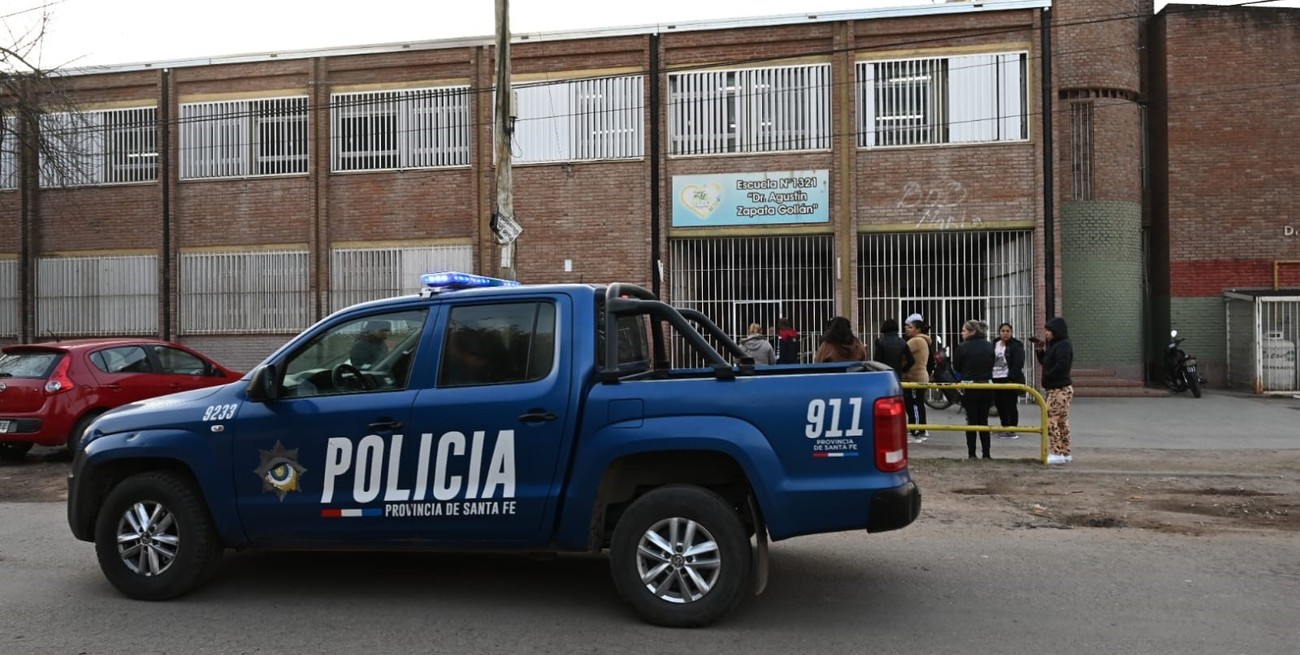 Docente separado de su cargo tras denuncias de padres en la escuela Zapata Gollán en la ciudad de Santa Fe