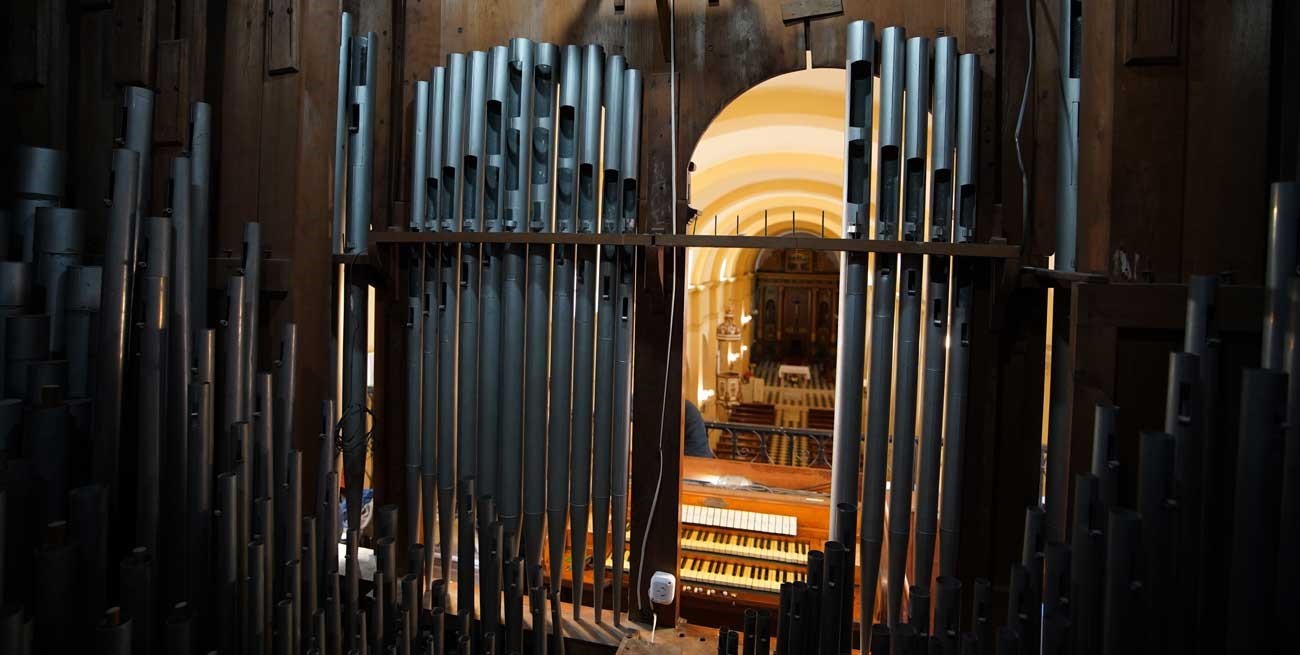 El órgano de la Catedral por dentro: cómo es el minucioso trabajo para revivirlo