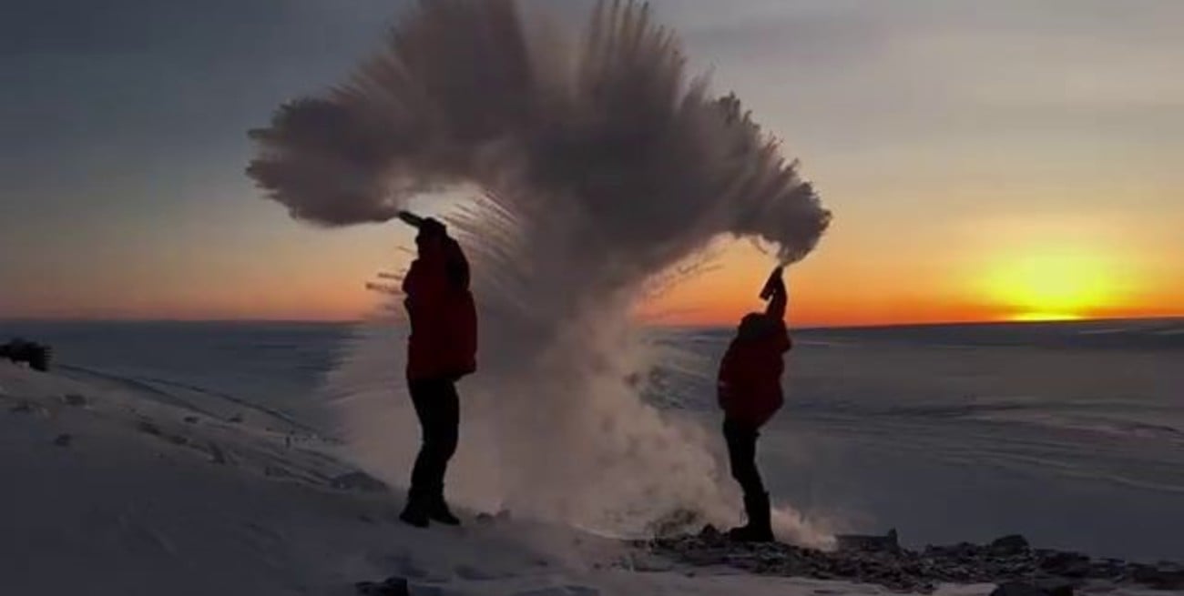 Comprobado en la Antártida: ¡el agua caliente se congela más rápido que la fría!