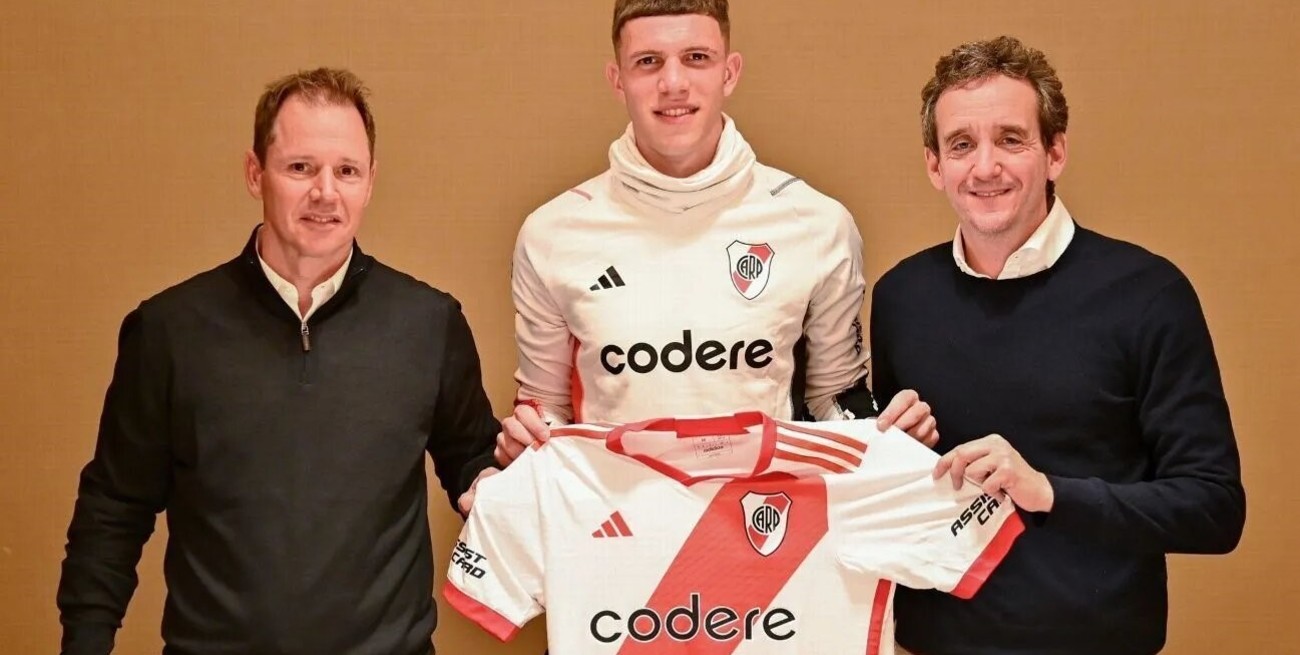 El fugaz paso de Carboni por River: rescindió tras 41 días y vuelve a la Serie A