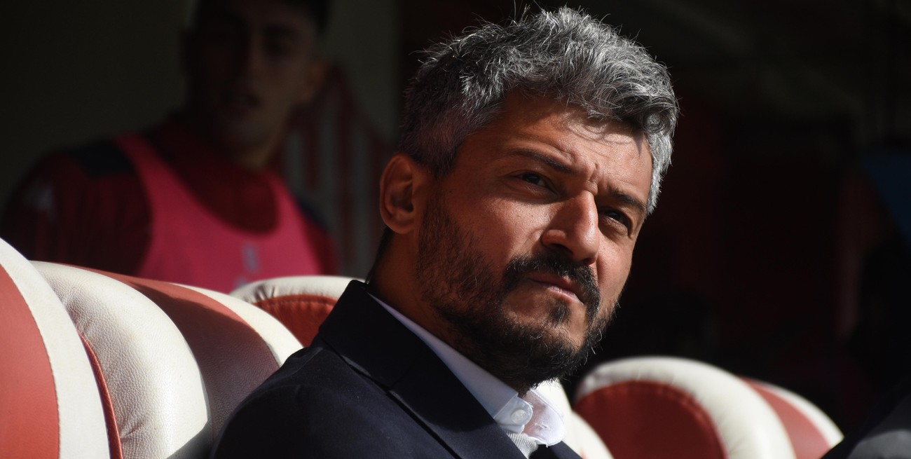 Se firmaron los papeles con Munúa y Unión formaliza el levantamiento de la inhibición