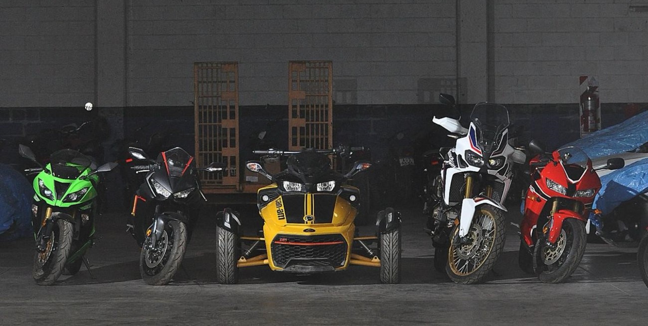 Nueva subasta en Santa Fe: la provincia publicó los lotes con detalles de motos, autos y propiedades