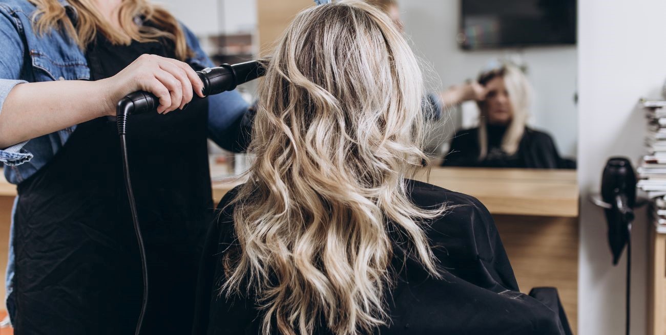 Diez consejos para aprovechar al máximo tu experiencia en la peluquería