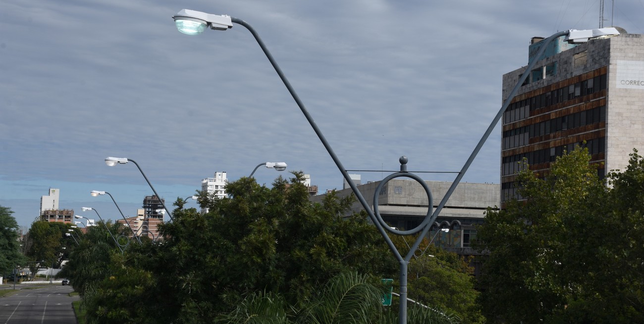 Fuerte polémica en el Concejo de Santa Fe por la tercerización del alumbrado público