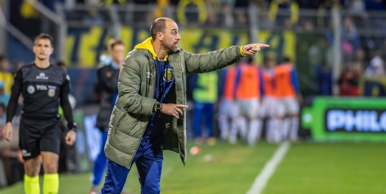 Con Lequi oficializado como técnico, Central visita una "Bombonera" caliente