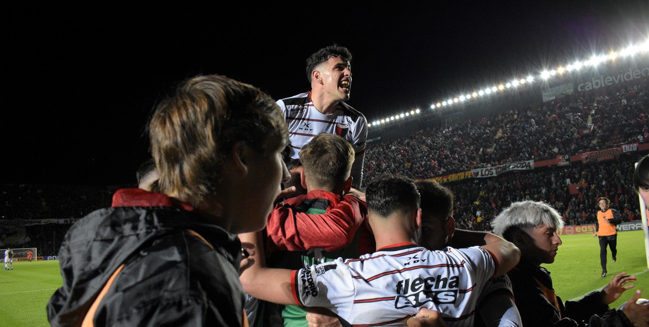 Alan Forneris, de la Liga Santafesina a la Selección Argentina y destacarse en Colón; todo en 7 meses
