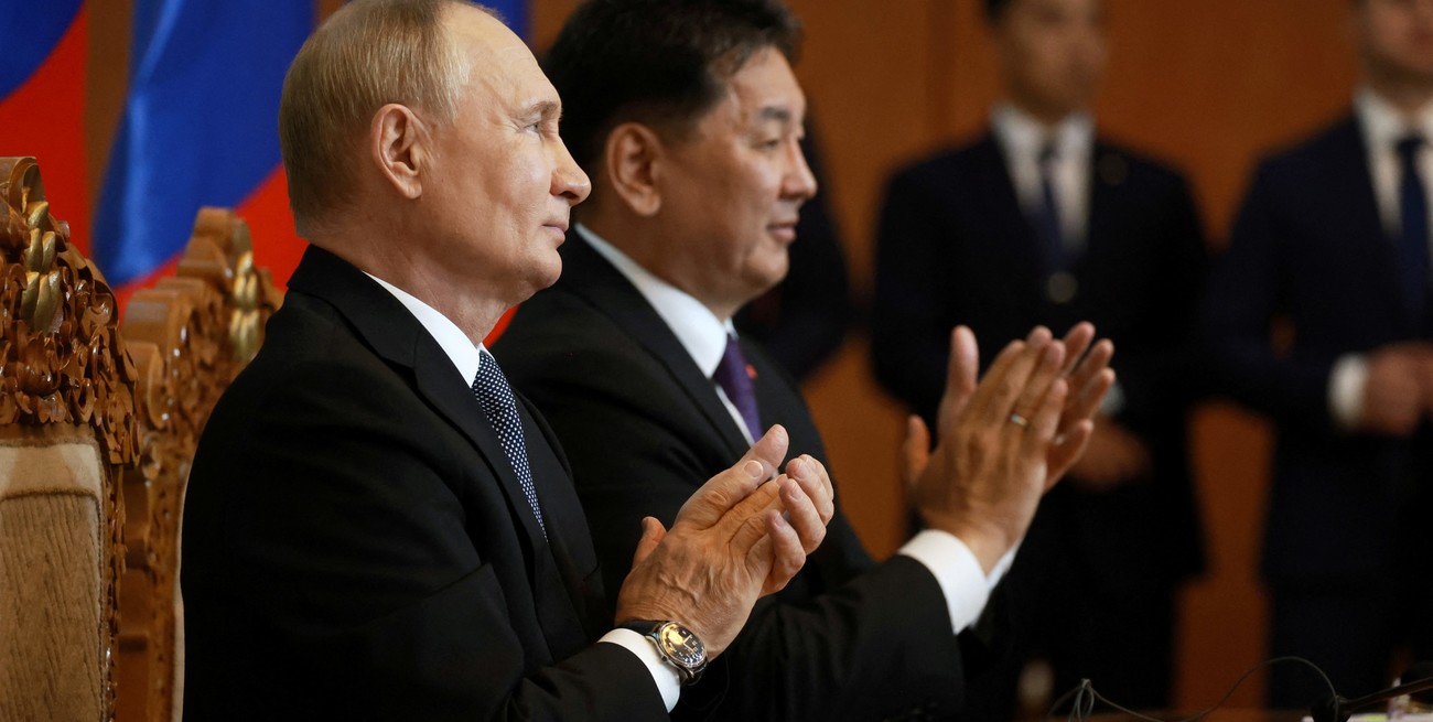 Vladimir Putin visita Mongolia