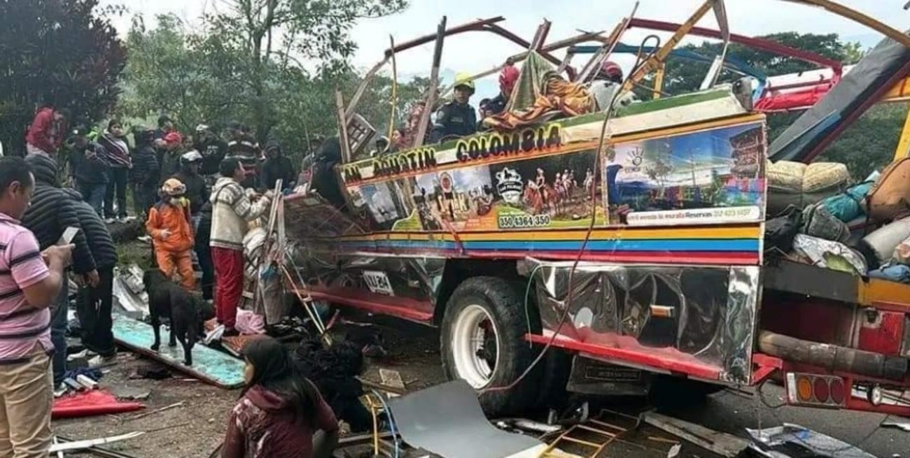 Colombia: al menos 8 muertos en accidente de autobús
