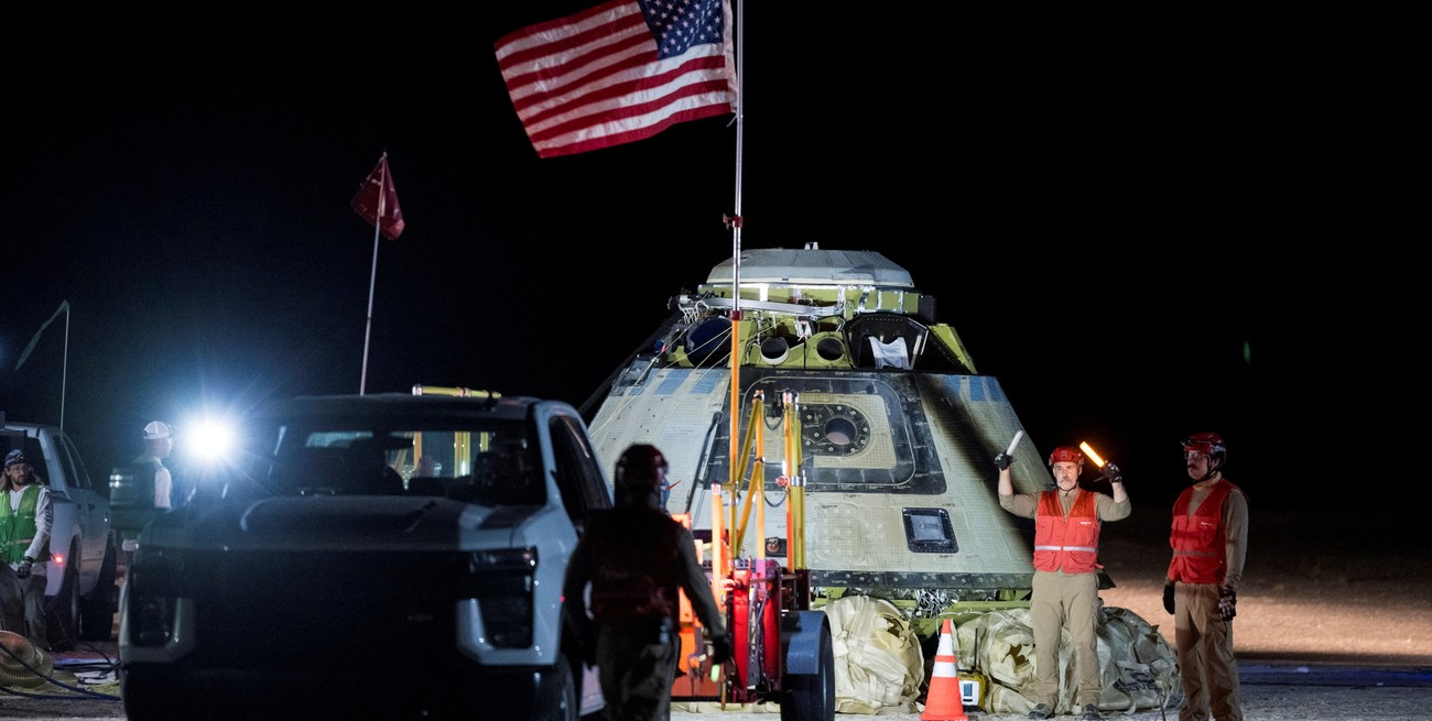 Sin astronautas a bordo, la cápsula Boeing Starliner regresó del espacio