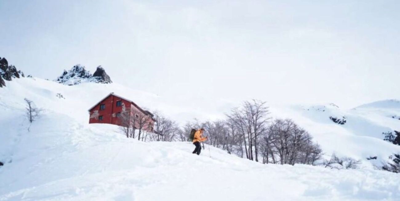 Investigan la responsabilidad del guía tras la avalancha fatal en Bariloche
