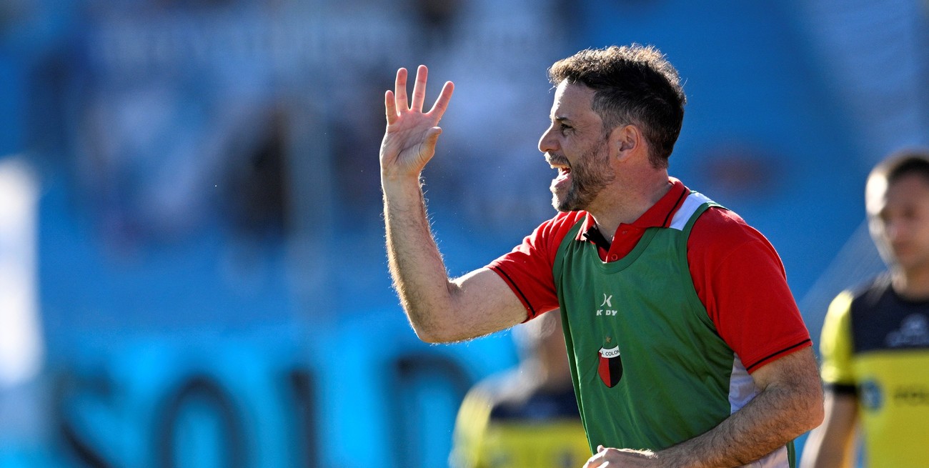 De Paoli: "No me gusta cómo juega el equipo y los jugadores lo saben"