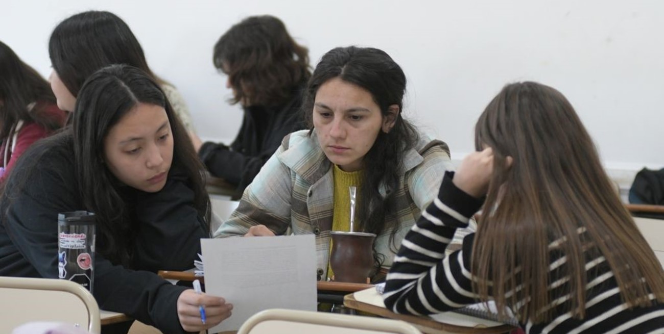 ¿Cómo sobrellevar el estrés al elegir una carrera universitaria?
