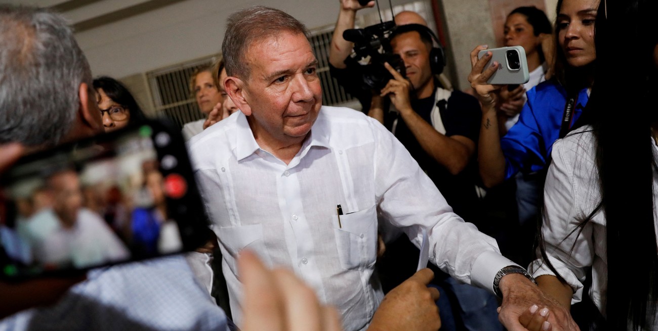 Edmundo González llegó ileso a España tras escapar del régimen venezolano