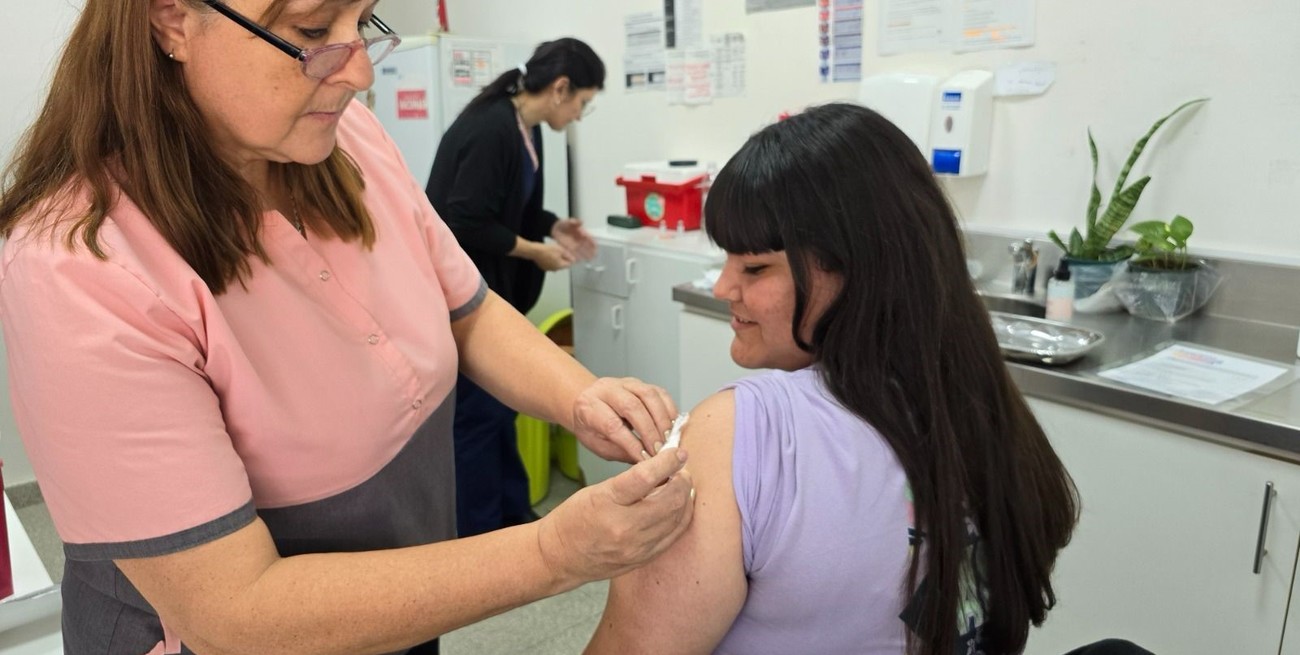 Dengue: inició la campaña de vacunación en el departamento San Cristóbal