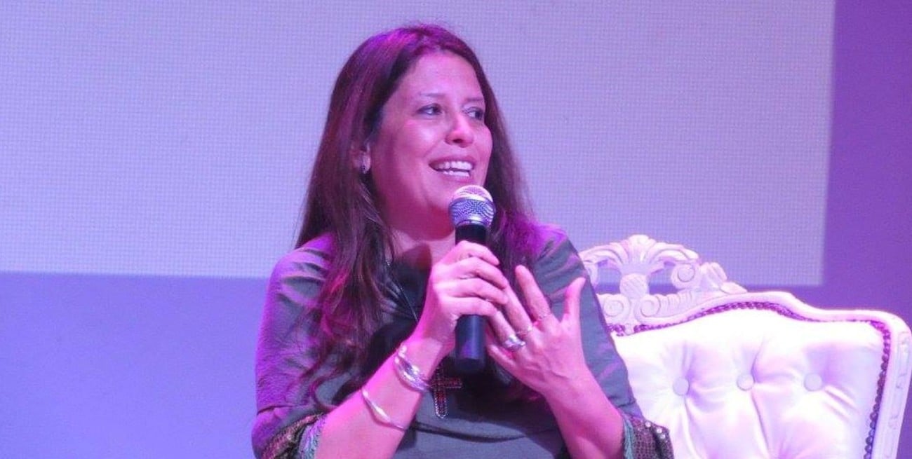 De lo ancestral a lo distópico en la pluma de Viviana Rivero
