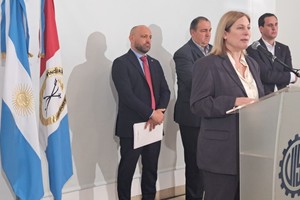 La vicegobernadora de Santa Fe, Gisela Scaglia, destacó la importancia de mejorar la infraestructura productiva para apoyar el crecimiento económico de la provincia.