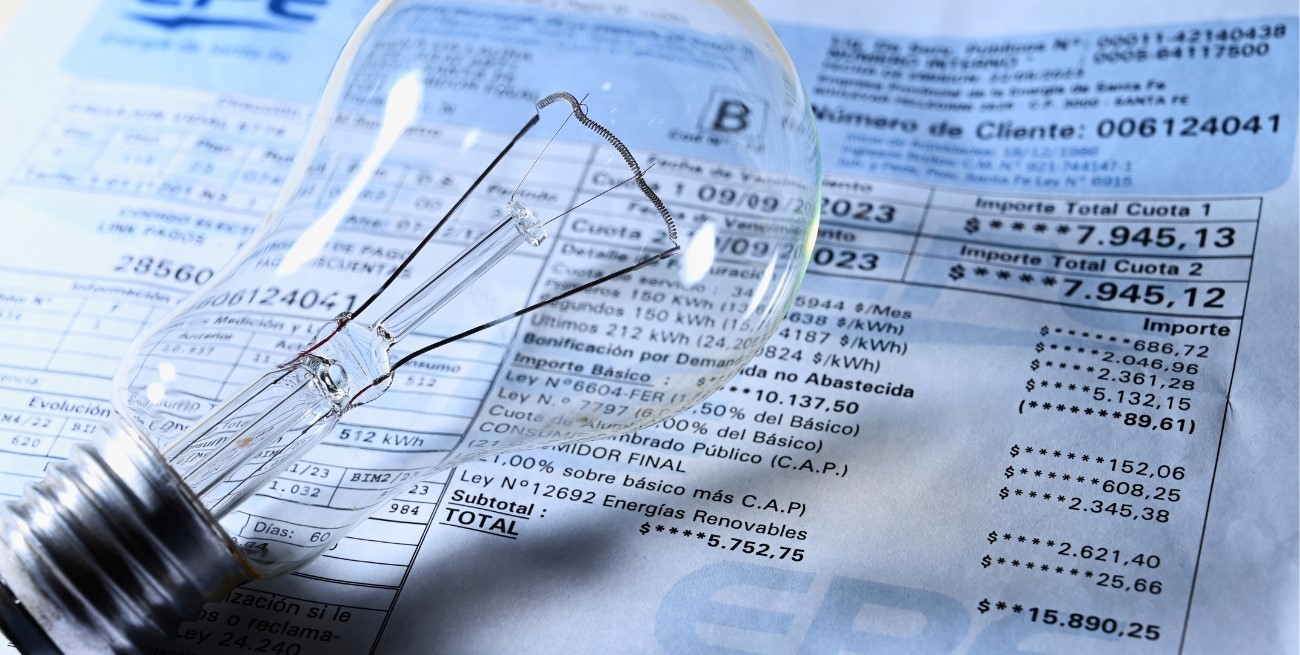 Caputo recorta recursos a Municipios: ya no podrán cobrar impuestos con servicios públicos