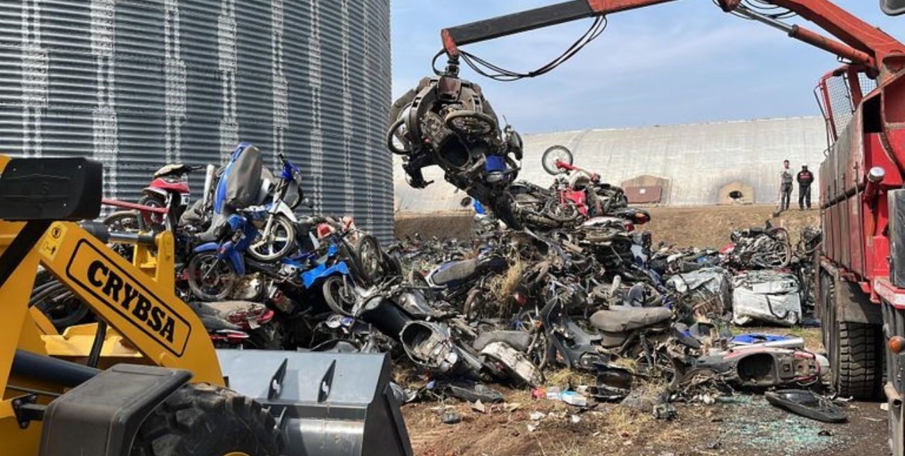 Compactación de vehículos en Venado Tuerto: el camino hasta convertirse en chatarra