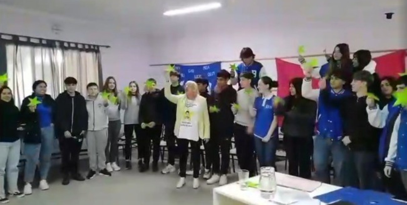 En López, estudiantes secundarios prometieron compromiso con la vida desde la educación vial