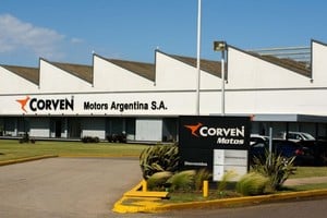 Planta fabril de Corven Motors, sobre la vera del tramo venadense de la ruta nacional 8.