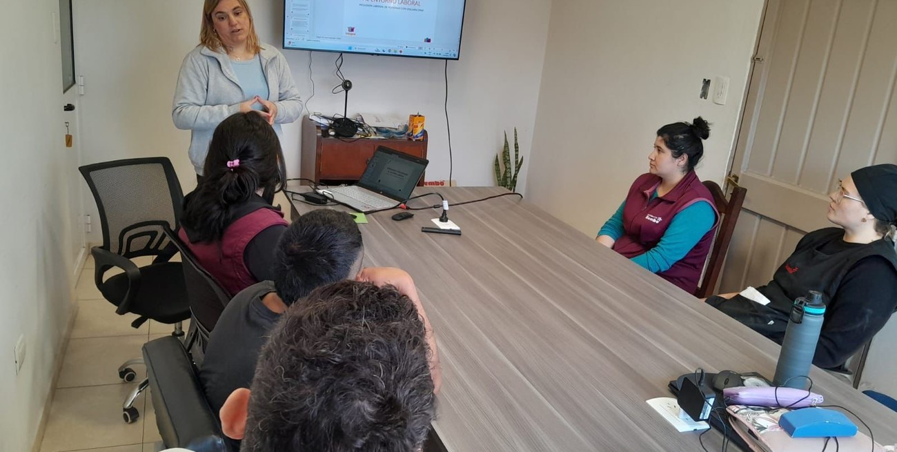 Provincia dio inicio al programa de Prácticas Laborales Formativas en Avellaneda
