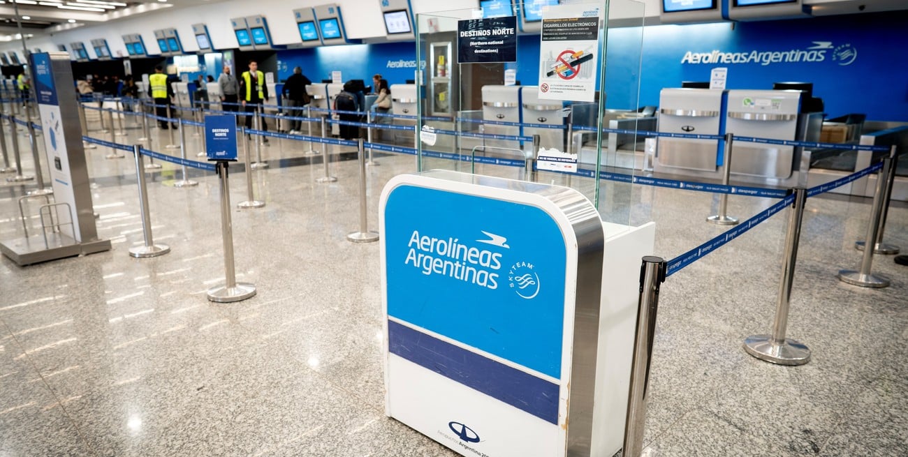 Cuánto costó el paro de pilotos y tripulantes de cabina de Aerolíneas Argentinas en Aeroparque y Ezeiza