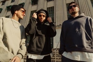 "Nuestro objetivo de tocar por y para la gente viene dándonos grandes alegrías y abrazamos este camino para seguir construyendo una gran familia musical", dicen los integrantes de la banda. Foto: Gentileza