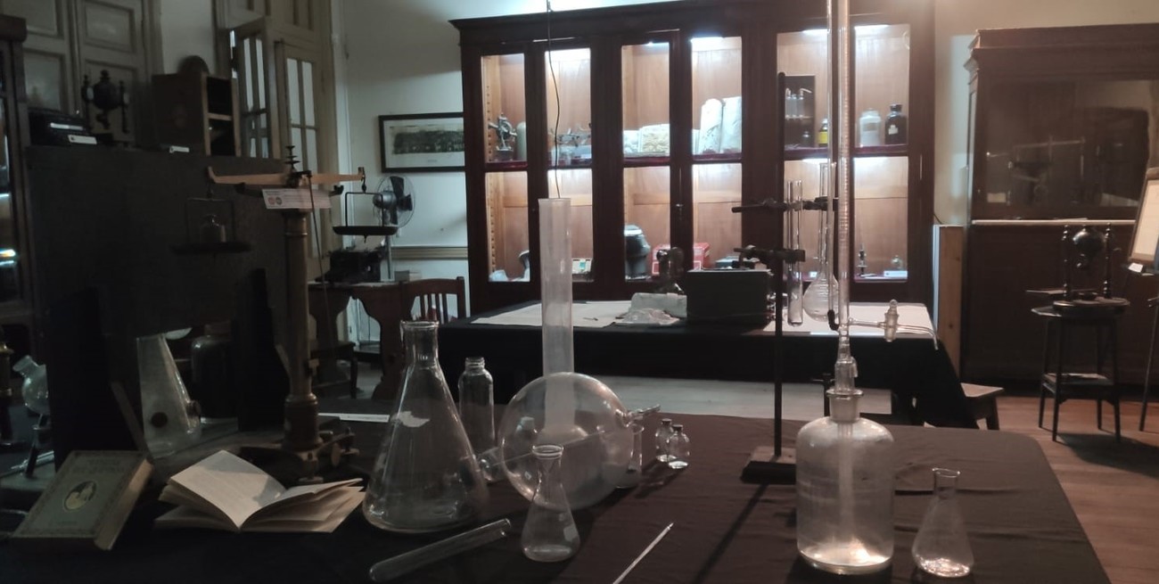 Escuelas de Santa Fe también mostrarán sus reliquias e historia en la Noche de los Museos