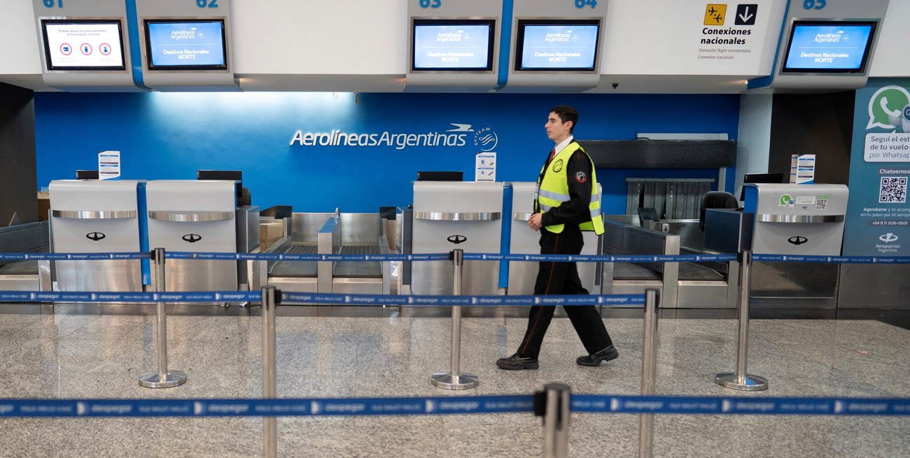 Terminó el paro de pilotos y tripulantes de Aerolíneas Argentinas