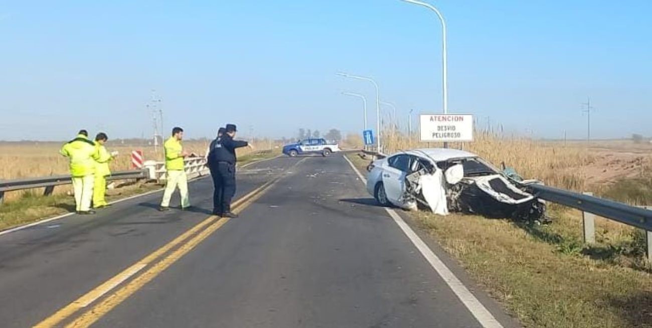 Fallecieron dos rafaelinos en un choque contra un guardarraíl en la Ruta Nacional 19